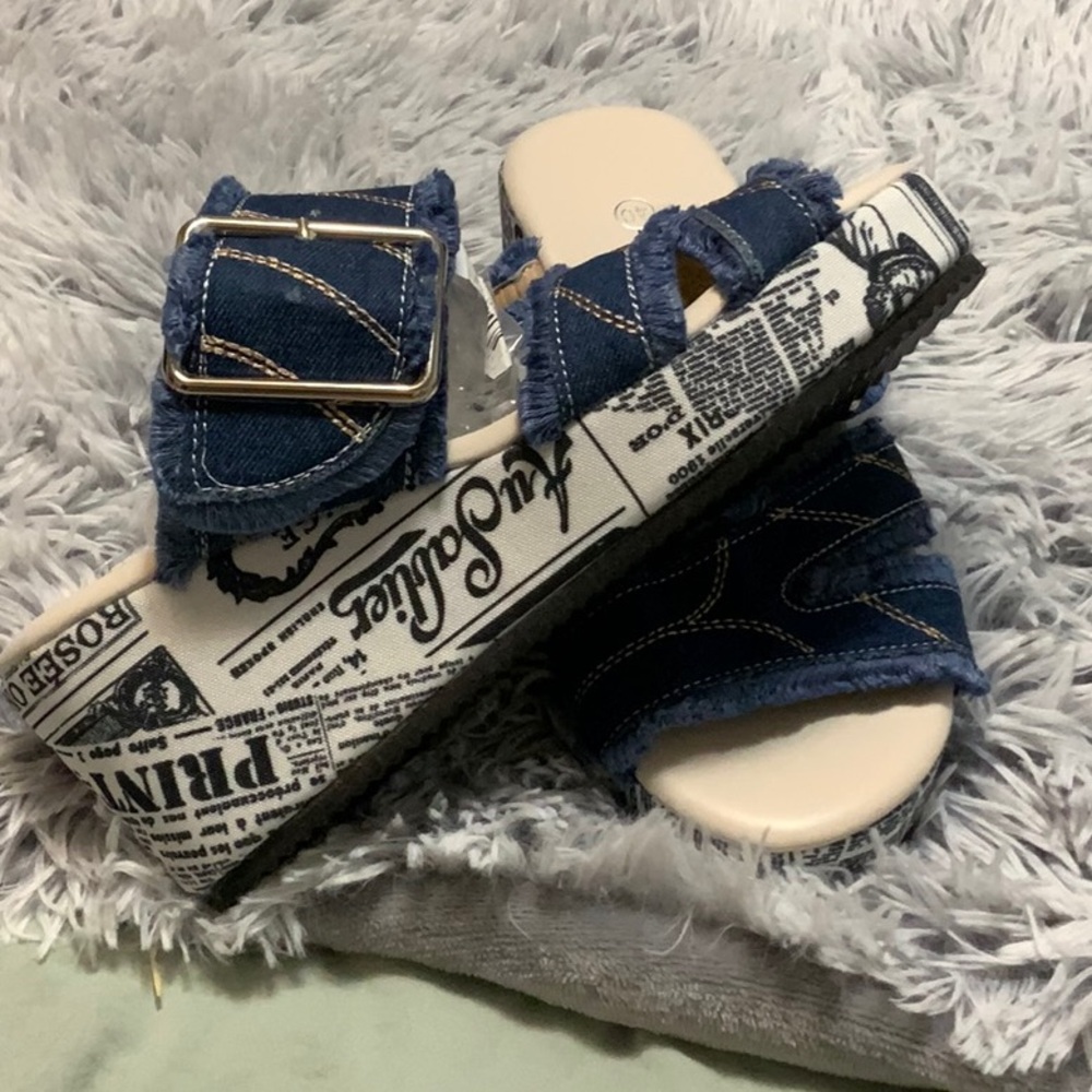 Platforms - Picture 6 of 6